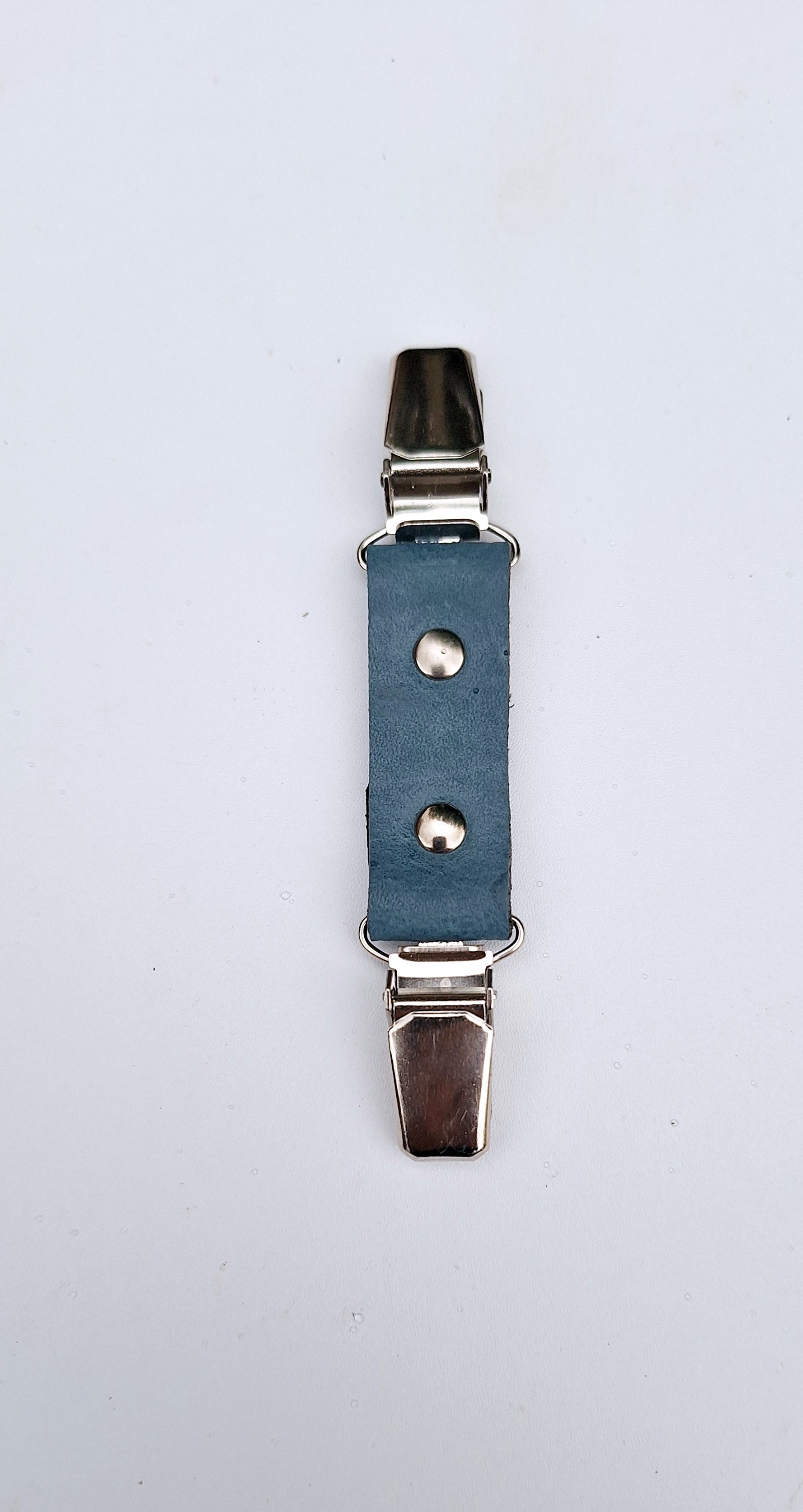 Stijlvolle Leren Cardigan Clips – Praktisch & Elegant